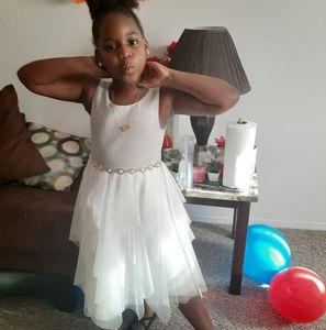 Meet your Posher, Nadou